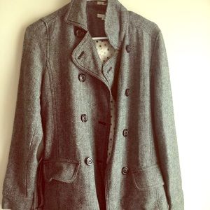 Peacoat size small with belt never worn